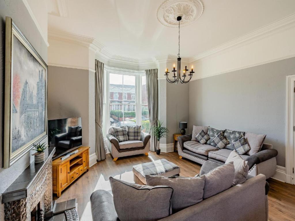 Вилла Victoria House Саутпорт Экстерьер фото